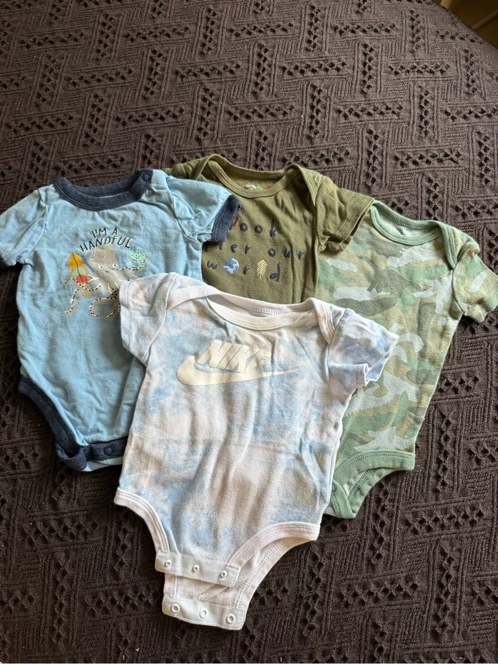 36PC SIZE 0-3M/NB/6M Bodysuits & Shorts